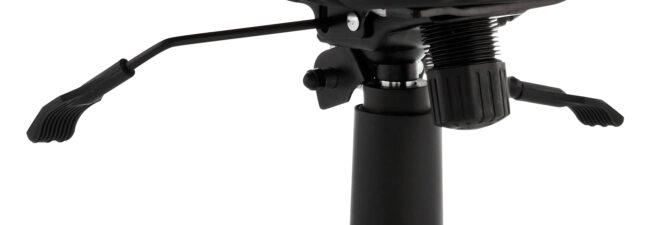 Classic Executive Office Chair with Arms - Image 3