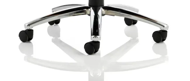 Classic Executive Office Chair with Arms - Image 26